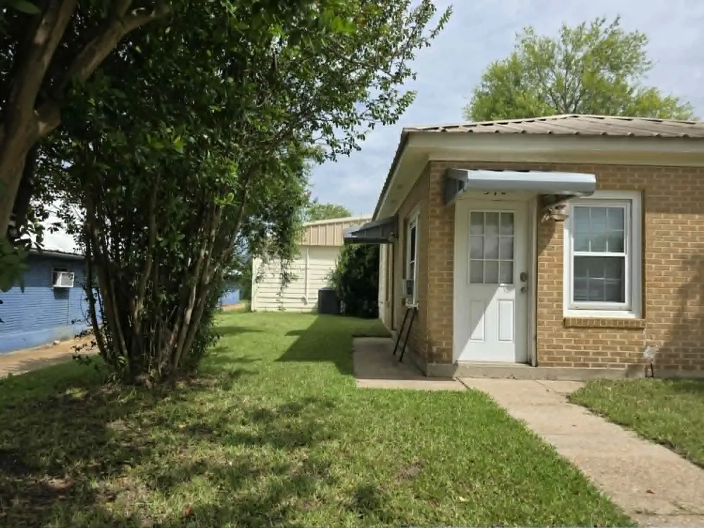 310 Main Street Logansport, LA 71049