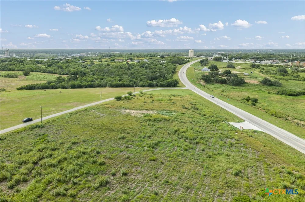 N HWY 183 Gonzales, TX 78629