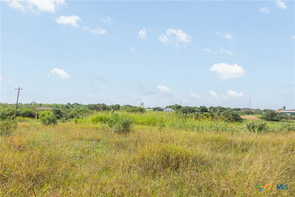 N HWY 183 Gonzales, TX 78629