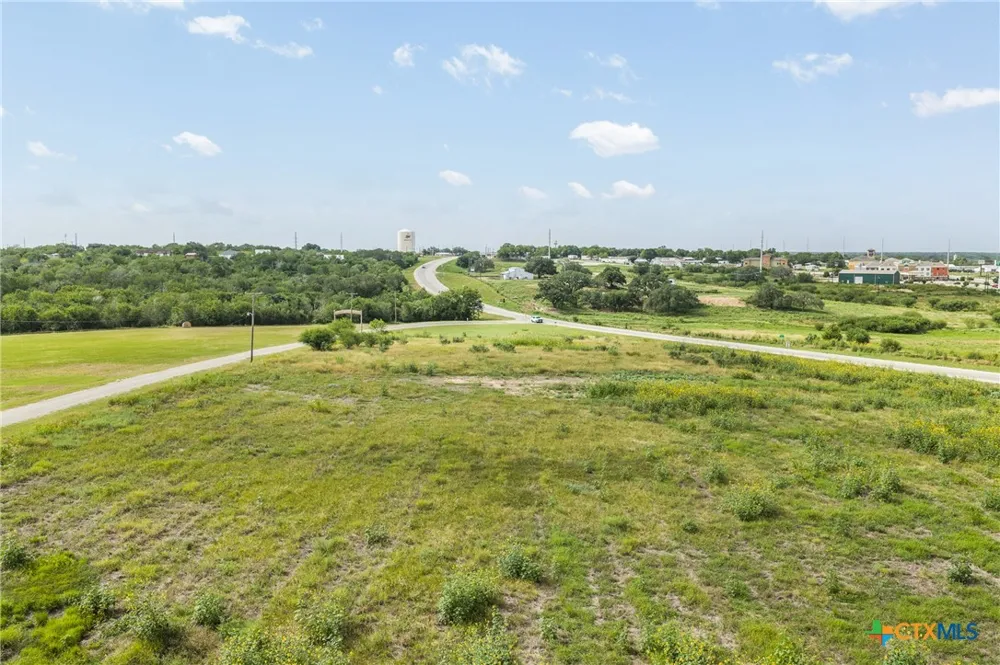 N HWY 183 Gonzales, TX 78629