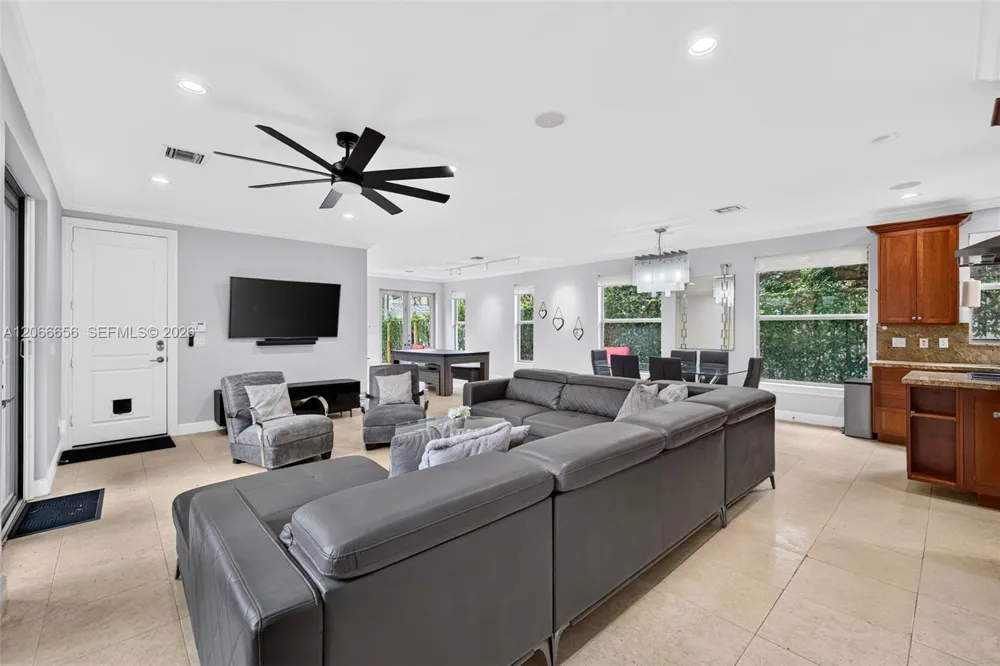 125 NE 16th Ter #0 Fort Lauderdale, FL 33301
