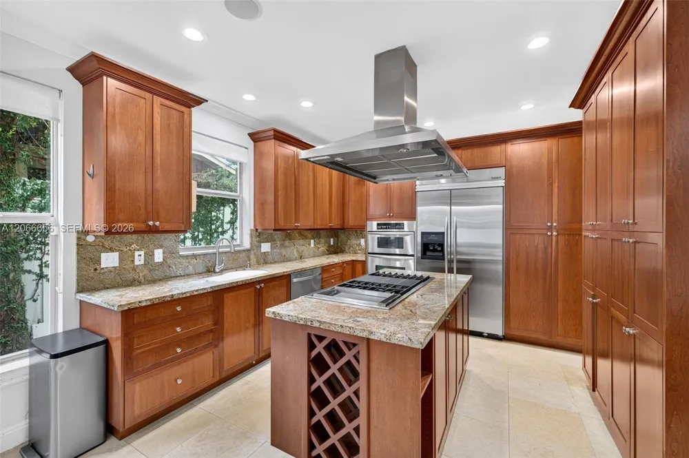 125 NE 16th Ter #0 Fort Lauderdale, FL 33301