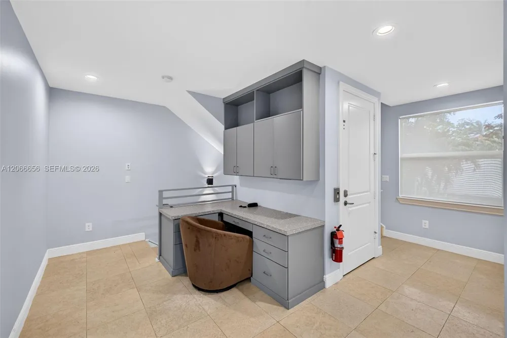 125 NE 16th Ter #0 Fort Lauderdale, FL 33301