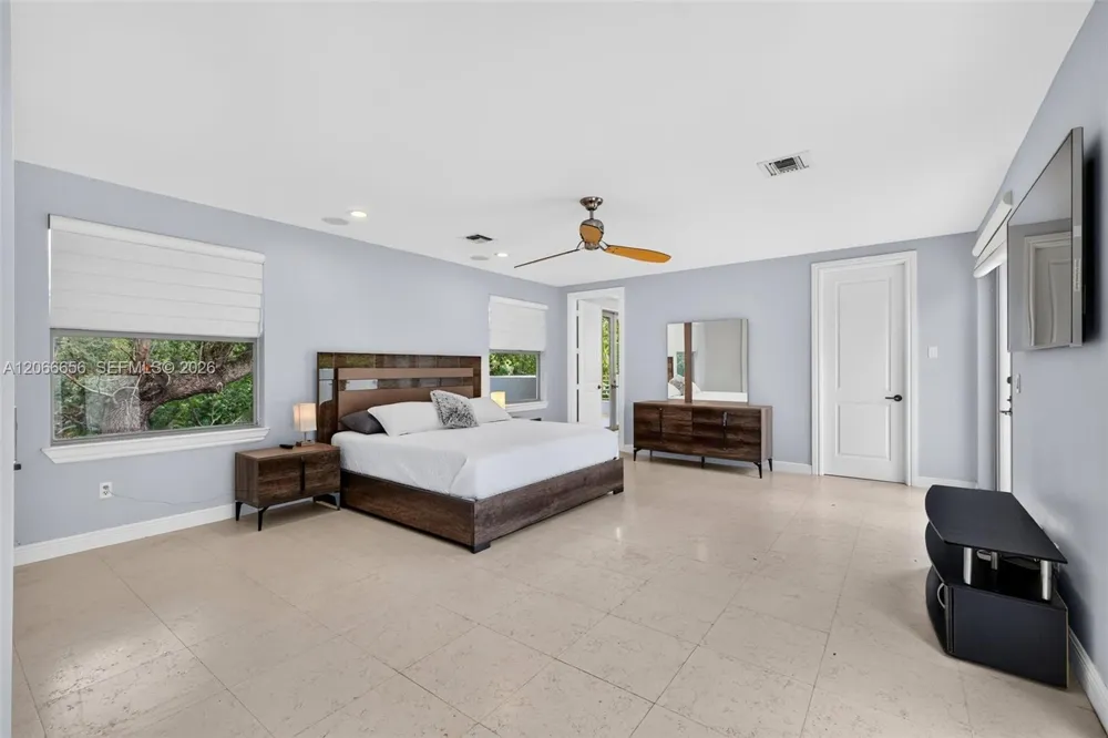 125 NE 16th Ter #0 Fort Lauderdale, FL 33301