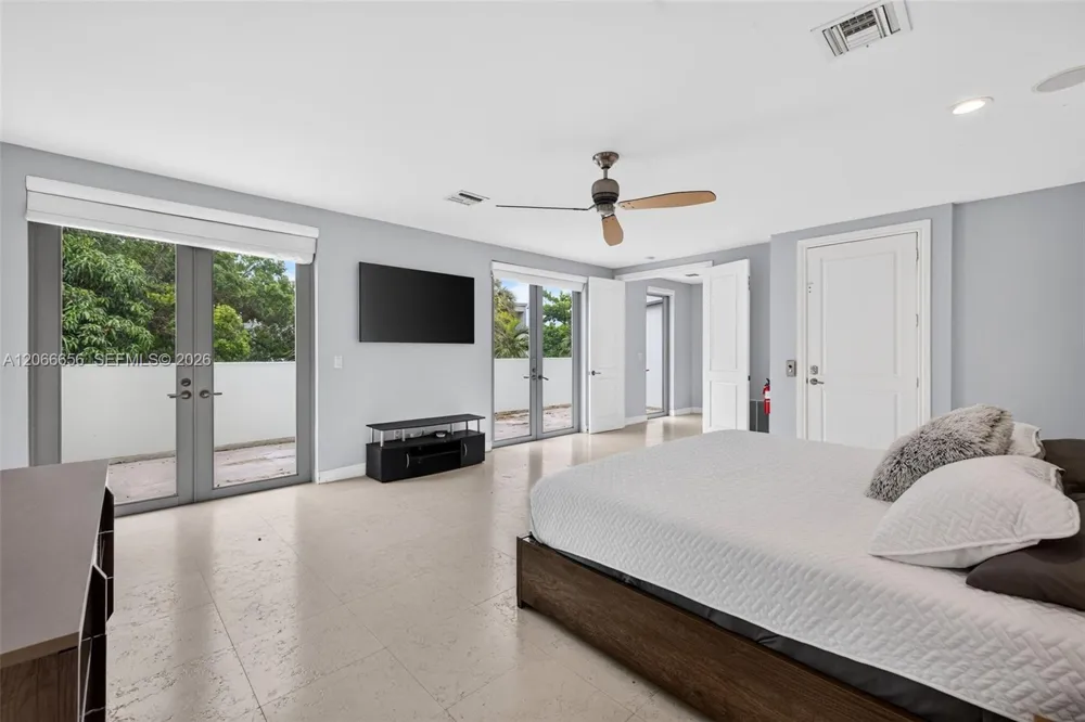 125 NE 16th Ter #0 Fort Lauderdale, FL 33301