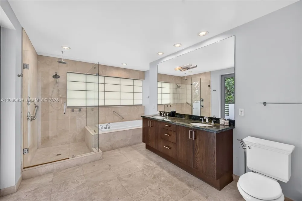 125 NE 16th Ter #0 Fort Lauderdale, FL 33301