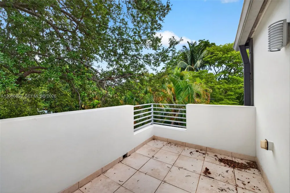 125 NE 16th Ter #0 Fort Lauderdale, FL 33301