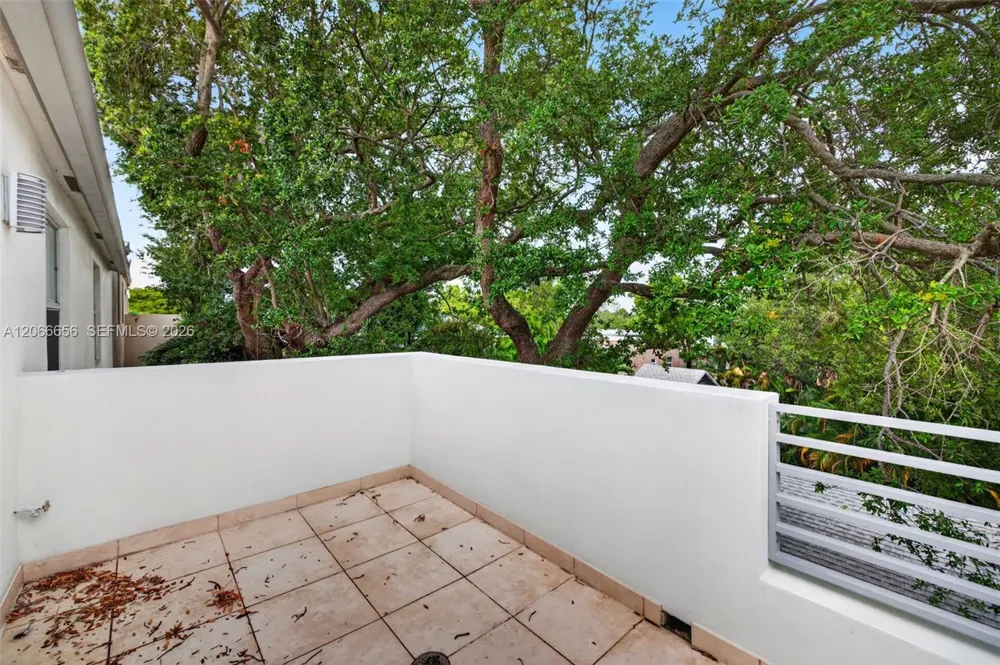 125 NE 16th Ter #0 Fort Lauderdale, FL 33301