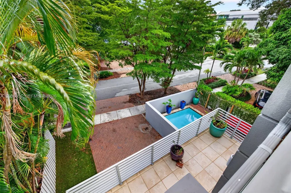 125 NE 16th Ter #0 Fort Lauderdale, FL 33301