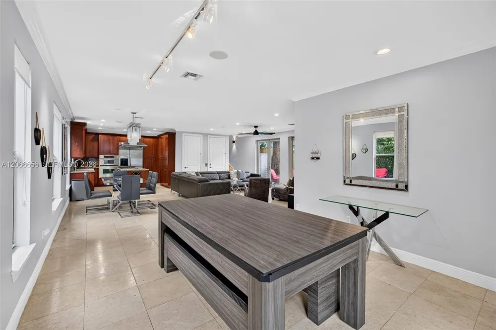 125 NE 16th Ter #0 Fort Lauderdale, FL 33301