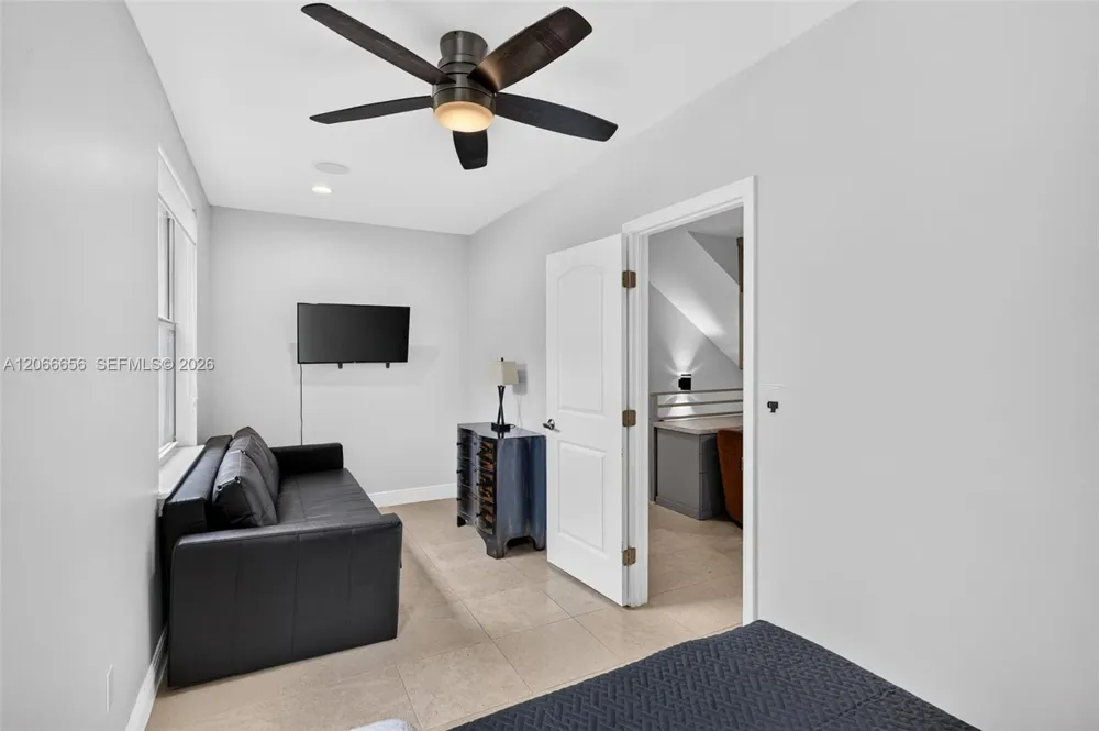 125 NE 16th Ter #0 Fort Lauderdale, FL 33301
