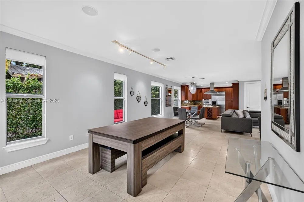 125 NE 16th Ter #0 Fort Lauderdale, FL 33301