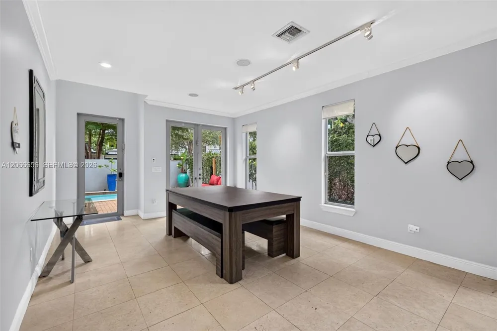 125 NE 16th Ter #0 Fort Lauderdale, FL 33301
