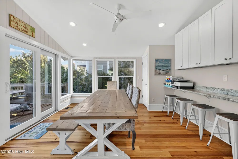 9 E Atlanta Street E Wrightsville Beach, NC 28480