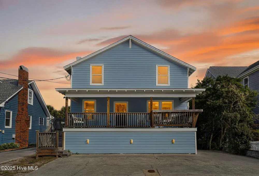 9 E Atlanta Street E Wrightsville Beach, NC 28480