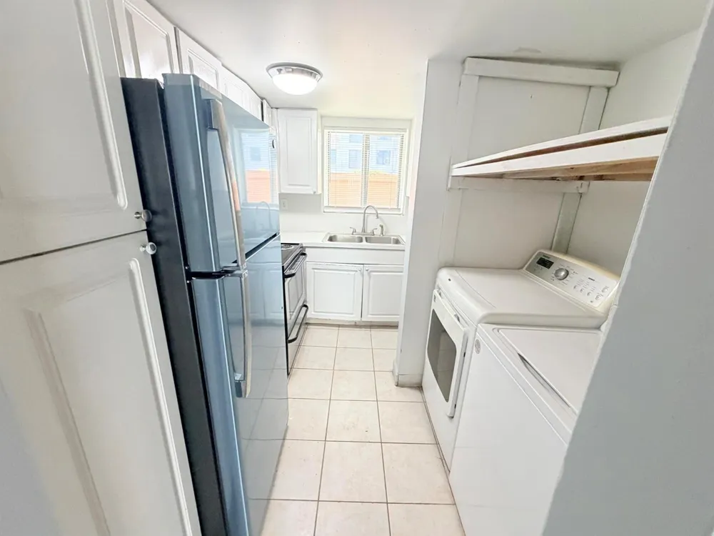 1501 CRESCENT CIRCLE #C19 Lake Park, FL 33403