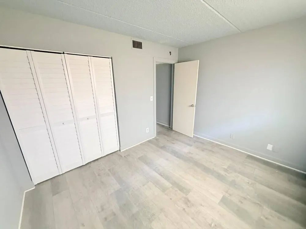1501 CRESCENT CIRCLE #C19 Lake Park, FL 33403