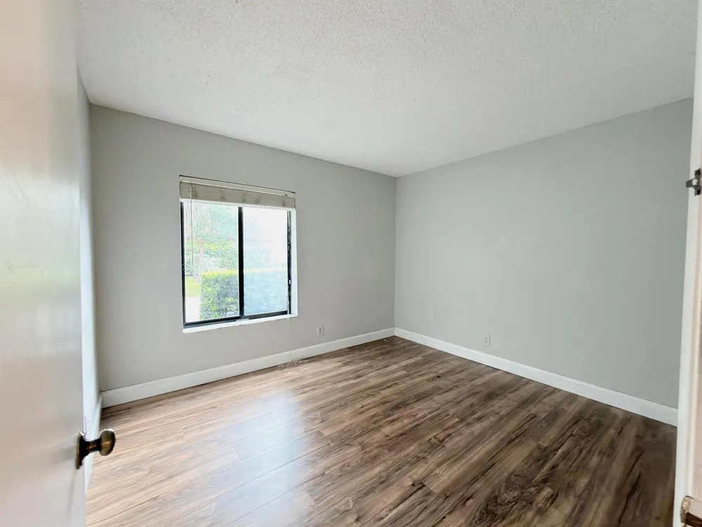 6287 Scotch Pine Lane Lake Worth, FL 33462