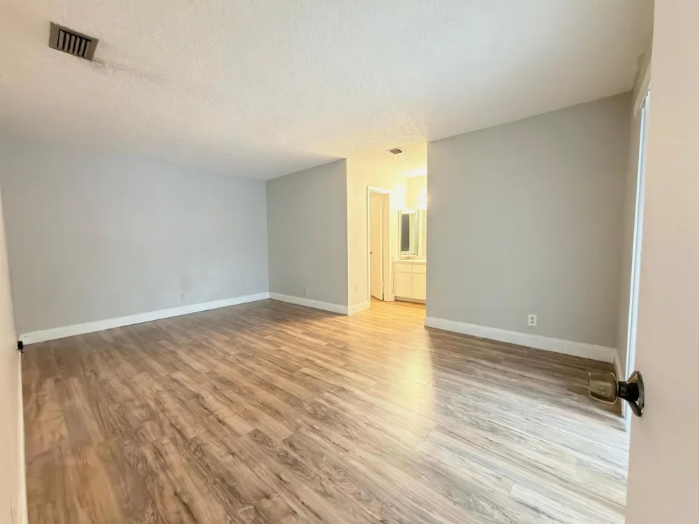 6287 Scotch Pine Lane Lake Worth, FL 33462