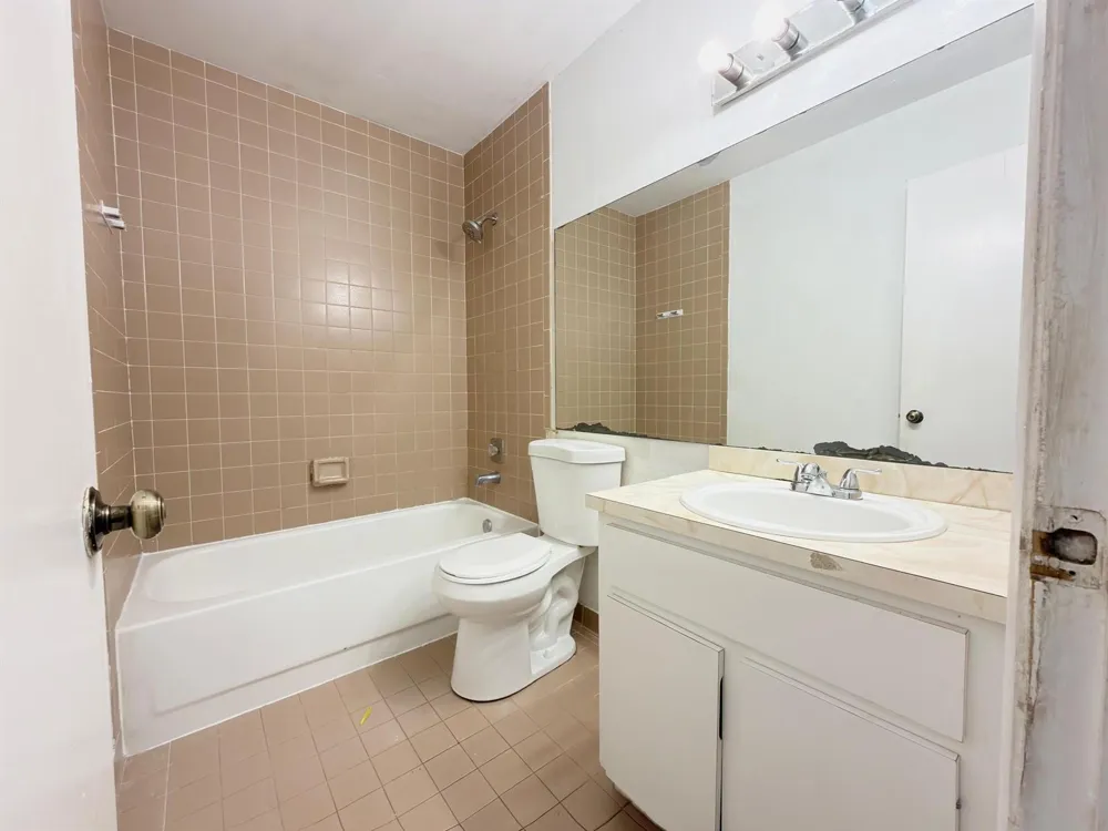 6287 Scotch Pine Lane Lake Worth, FL 33462