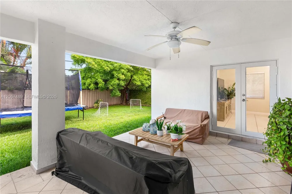 9840 NW 28th Ter Doral, FL 33172