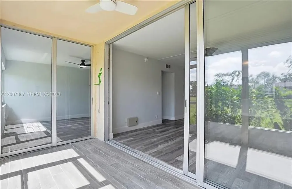 1085 Forest Lakes Dr #8102 Naples, FL 34105