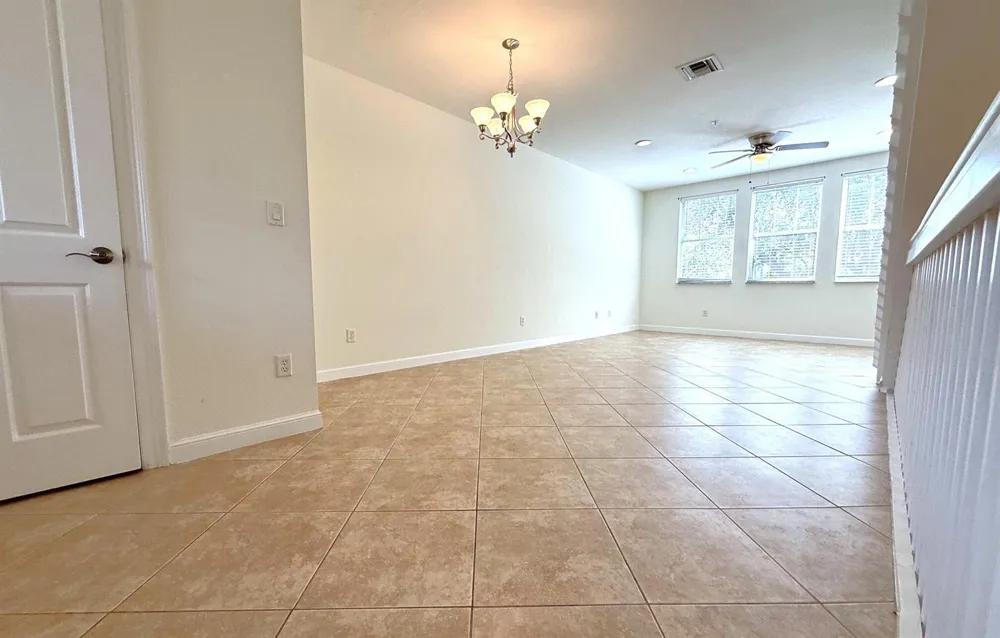 960 MILLBRAE COURT #4 West Palm Beach, FL 33401
