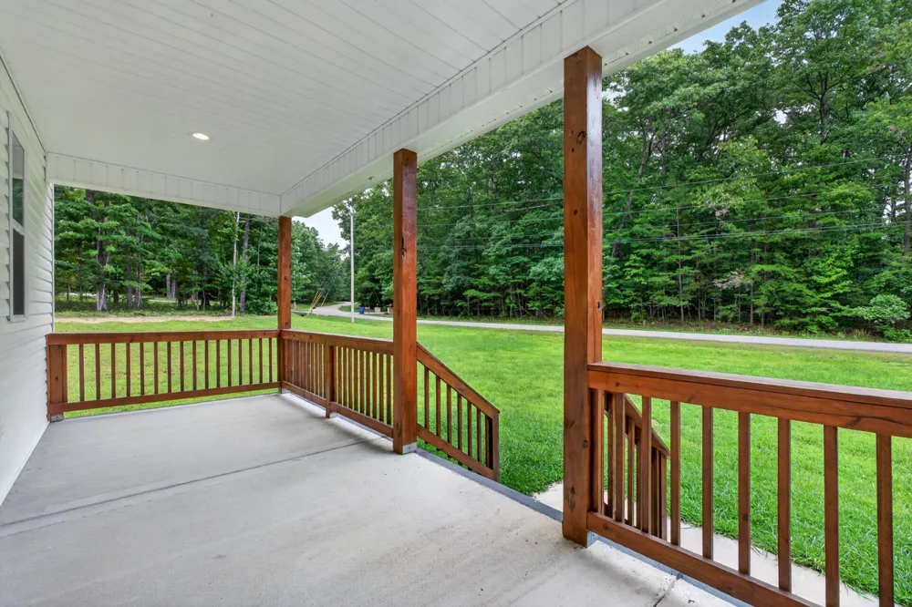 1023 W Laurel Way Monterey, TN 38574