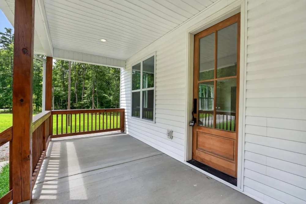 1023 W Laurel Way Monterey, TN 38574