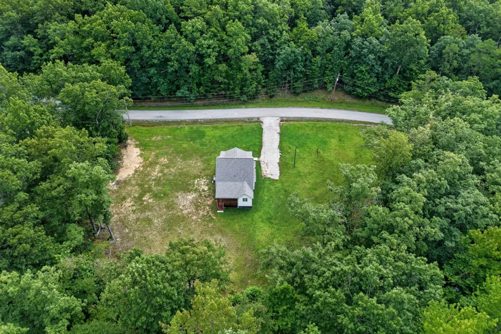 1023 W Laurel Way Monterey, TN 38574