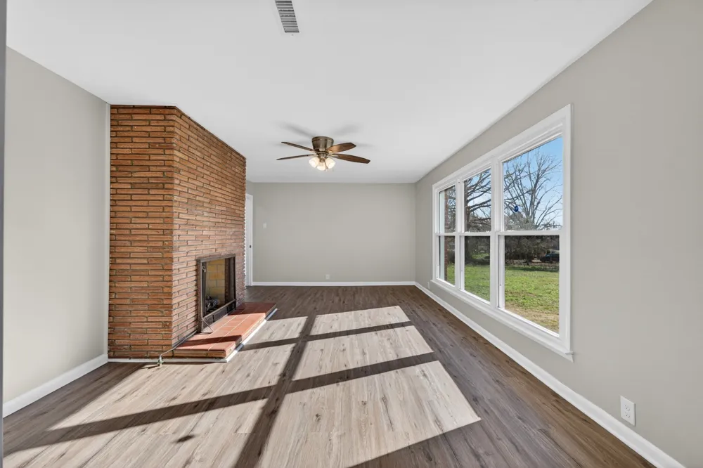 8 Prospect Rd Fayetteville, TN 37334