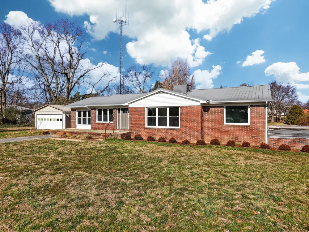 8 Prospect Rd Fayetteville, TN 37334