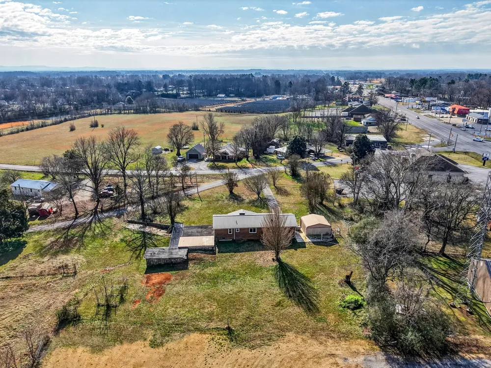 8 Prospect Rd Fayetteville, TN 37334