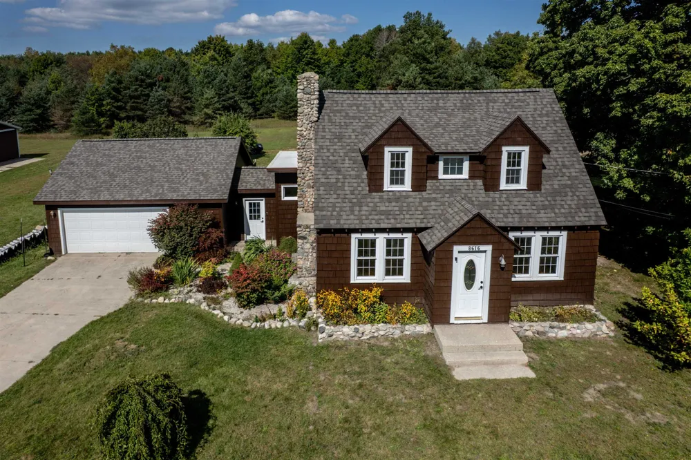 8616 Cedar Run Road Long Lake Township, MI 49684