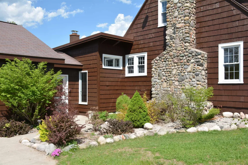8616 Cedar Run Road Long Lake Township, MI 49684