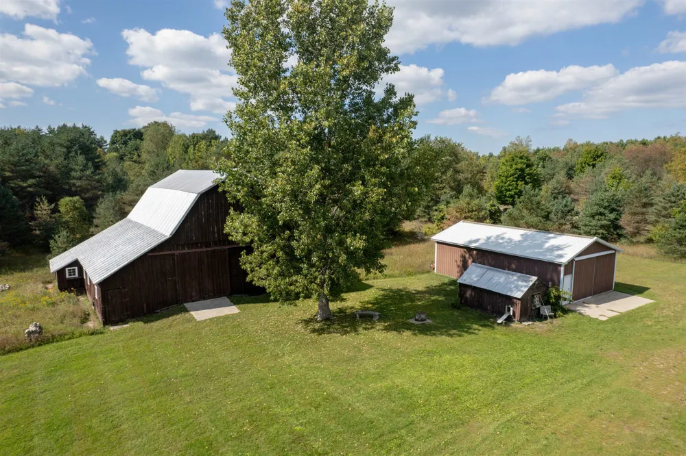 8616 Cedar Run Road Long Lake Township, MI 49684