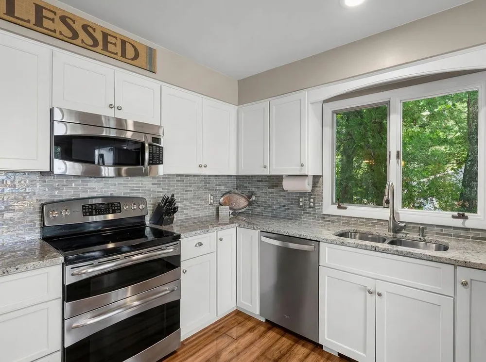 10892 Lakeshore Road Elk Rapids Township, MI 49629