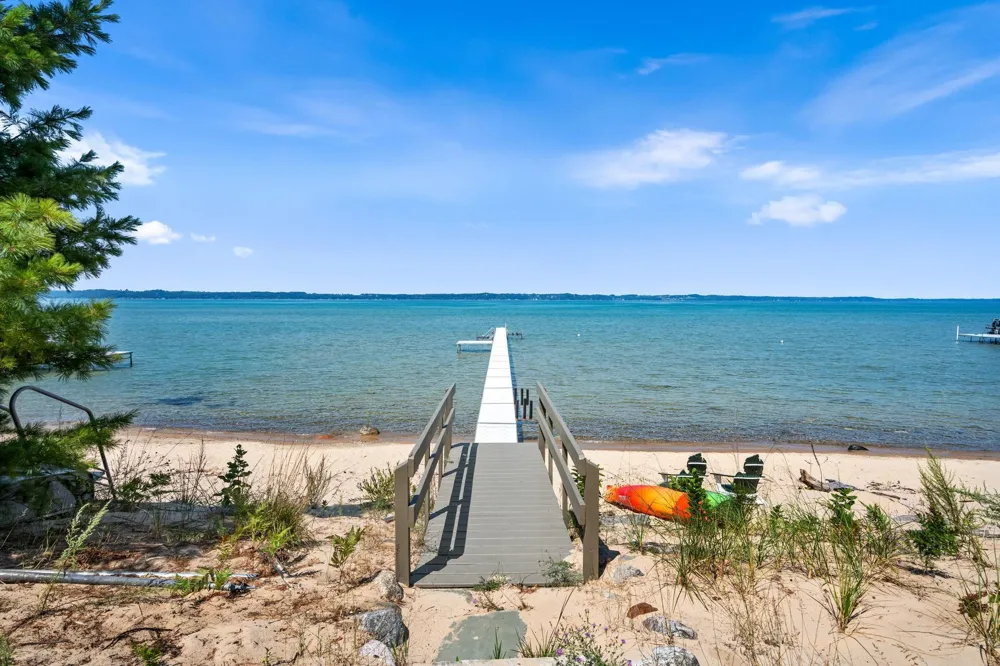 10892 Lakeshore Road Elk Rapids Township, MI 49629