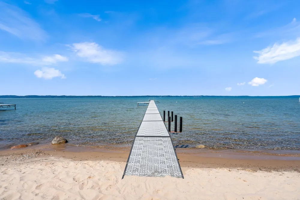 10892 Lakeshore Road Elk Rapids Township, MI 49629