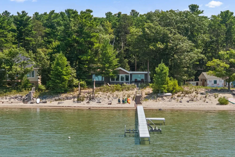 10892 Lakeshore Road Elk Rapids Township, MI 49629
