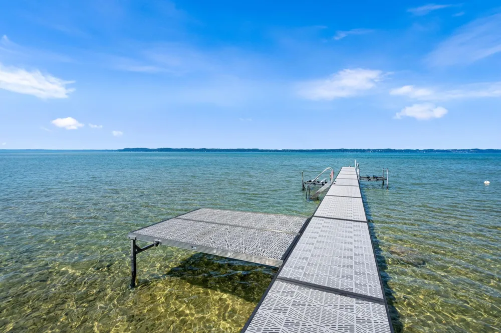 10892 Lakeshore Road Elk Rapids Township, MI 49629