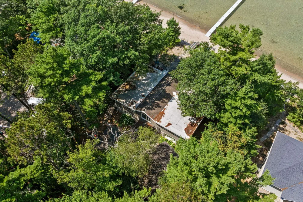 10892 Lakeshore Road Elk Rapids Township, MI 49629