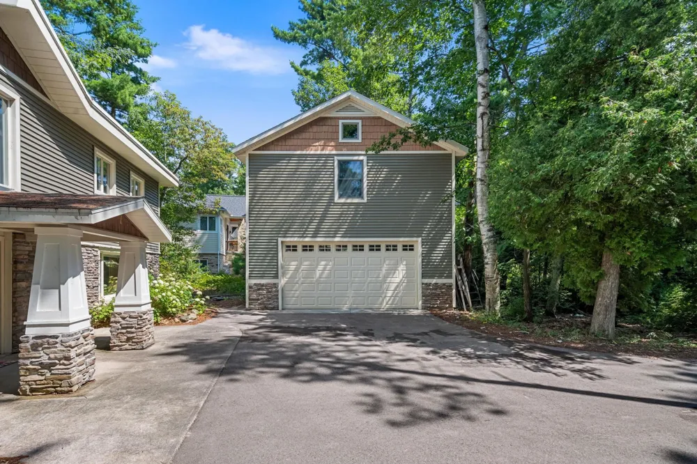 10892 Lakeshore Road Elk Rapids Township, MI 49629