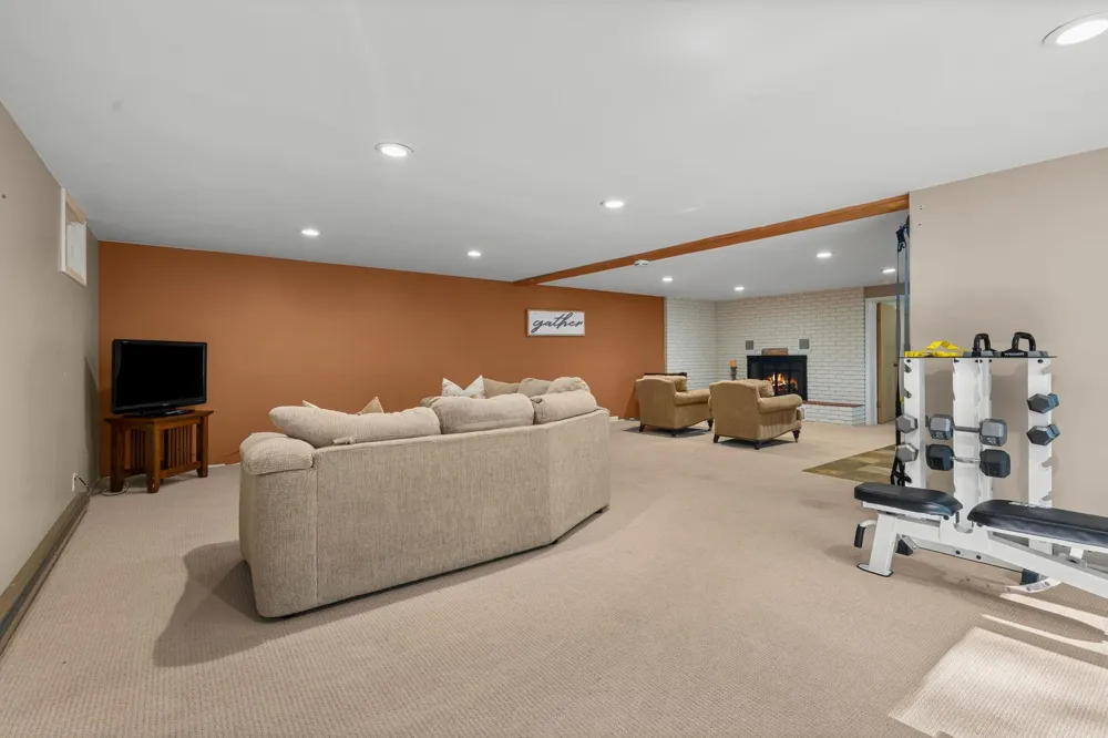 10892 Lakeshore Road Elk Rapids Township, MI 49629