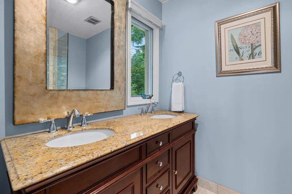 10892 Lakeshore Road Elk Rapids Township, MI 49629