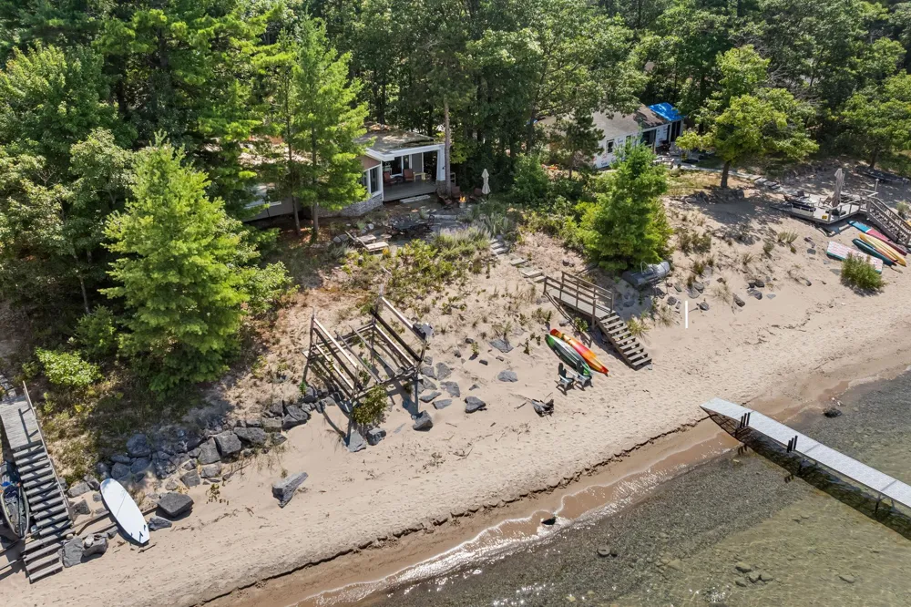 10892 Lakeshore Road Elk Rapids Township, MI 49629