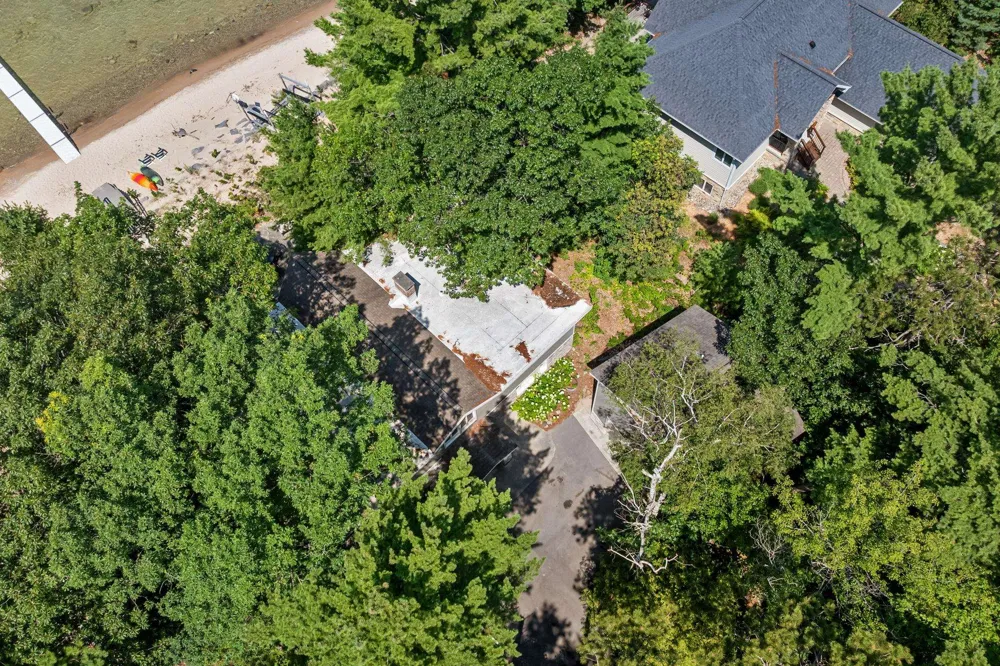 10892 Lakeshore Road Elk Rapids Township, MI 49629