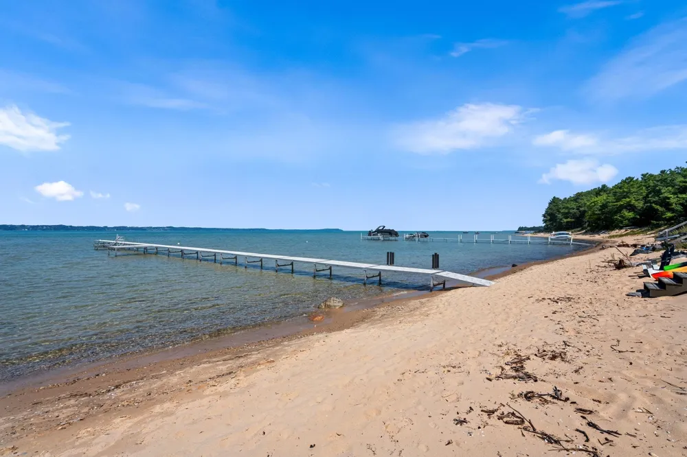 10892 Lakeshore Road Elk Rapids Township, MI 49629