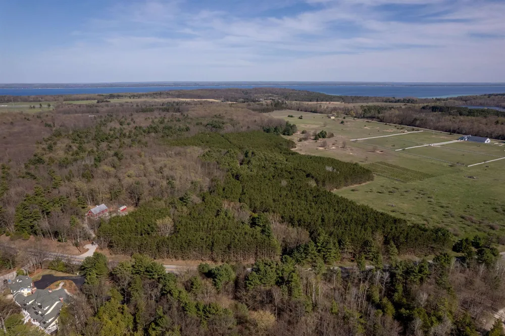 Eagle Rise Road Peninsula Township, MI 49686