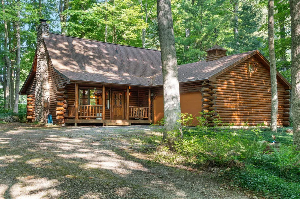 4864 S Manor Centerville Township, MI 49621